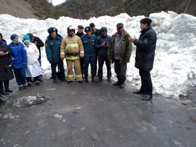 Тактико-специальные учение по ликвидации последствий чрезвычайной ситуации, связанные со сходом снежной лавины прошли в МО «Бежтинский участок».