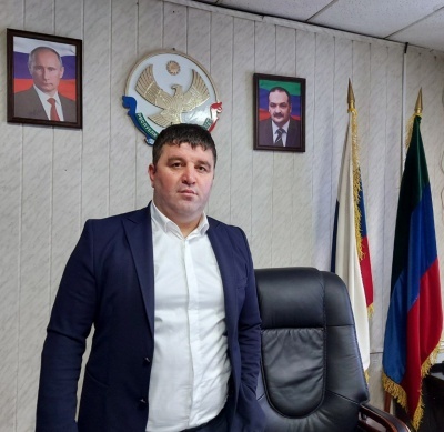 Поздравление главы Бежтинского участка Шамиля Арадахова с Днем защитника Отечества