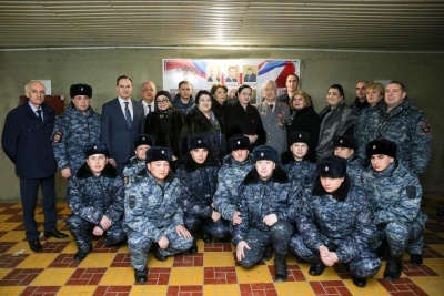 Владимир Васильев поздравил личный состав контрольно-пропускного пункта Хушет с Днем защитника Отечества