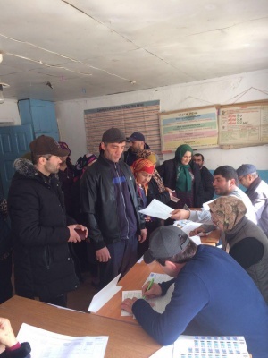 Избирательный участок номер 1801  (Балакуринский ) число проголосовавших избирателей по состоянию на 13:15 мин 310 человек, что составляет 53%