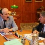 Рамазан Абдулатипов провел рабочие встречи с главами Ботлихского района и Бежтинского участка