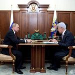Путин наградил главу Дагестана за вклад в развитие региона