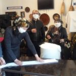 В муниципальном образовании «Бежтинский участок» работники управления культуры сшили более 350 многоразовых масок для нуждающихся
