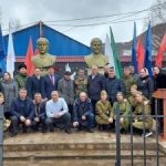 В МО «Бежтинский участок» состоялся митинг, посвященный Дню защитника Отечества и памяти Героев России А. Курбанова и М. Сулейманова.