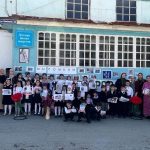 Работники детской школы искусств  организовали выставку рисунков