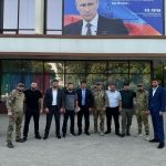 Глава Бежтинского участка Шамиль Арадахов и председатель Собрания депутатов МО Сулейман Джабуев вместе с бойцами СВО приняли участие в оглашении Послания Главы Дагестана Сергея Меликова