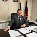 Поздравление главы МО «Бежтинского участка» с Днем Конституции