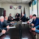 В администрации Бежтинского участка прошло совещание по вопросам осеннего призыва и контрактной службы